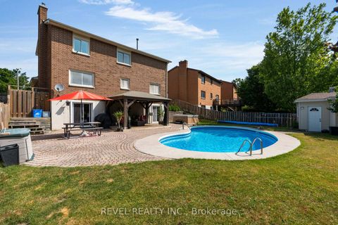 Photo 35 at 70 Lillian Crescent, Sunnidale, Barrie