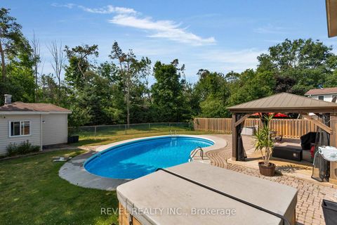 Photo 38 at 70 Lillian Crescent, Sunnidale, Barrie