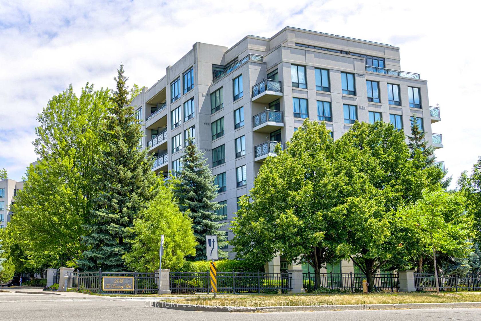 415 - 205 The Donway W, Don Mills, Toronto 