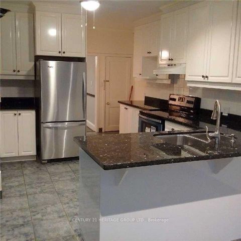 Photo 6 at 107 Helendale Avenue, Eglinton, Toronto Photo 6 at 107 Helendale Avenue, Eglinton, Toronto