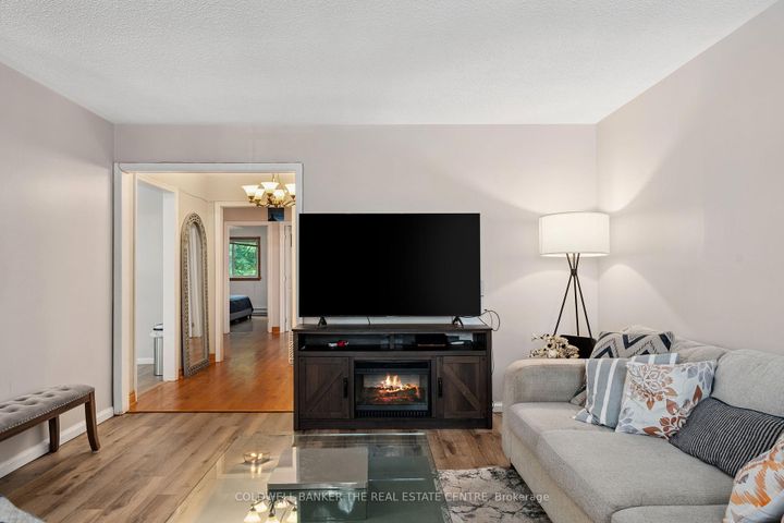 Photo 3 at 60 Pringle Avenue, Markham Village, Markham
