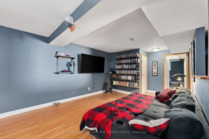 Photo 22 at 60 Pringle Avenue, Markham Village, Markham