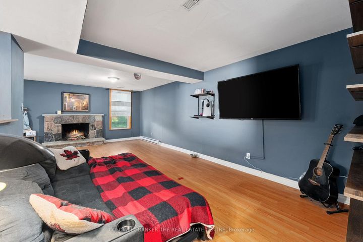 Photo 24 at 60 Pringle Avenue, Markham Village, Markham