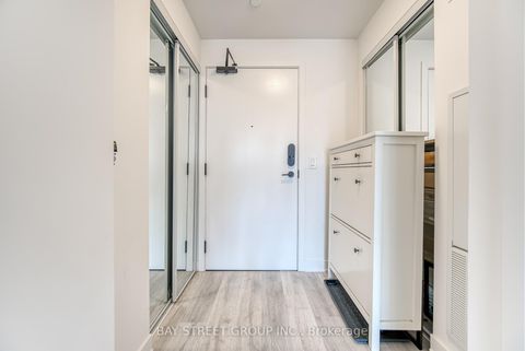 Photo 2 at 665B - 135 Lower Sherbourne Street, Moss Park, Toronto