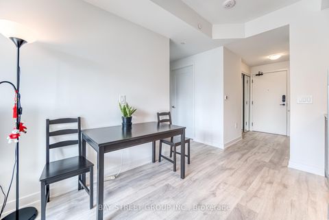 Photo 6 at 665B - 135 Lower Sherbourne Street, Moss Park, Toronto