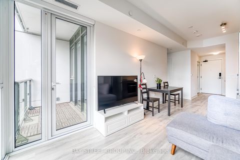 Photo 13 at 665B - 135 Lower Sherbourne Street, Moss Park, Toronto