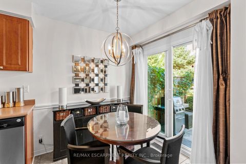 Photo 8 at #56 - 2272 Mowat Avenue, RO River Oaks, Oakville