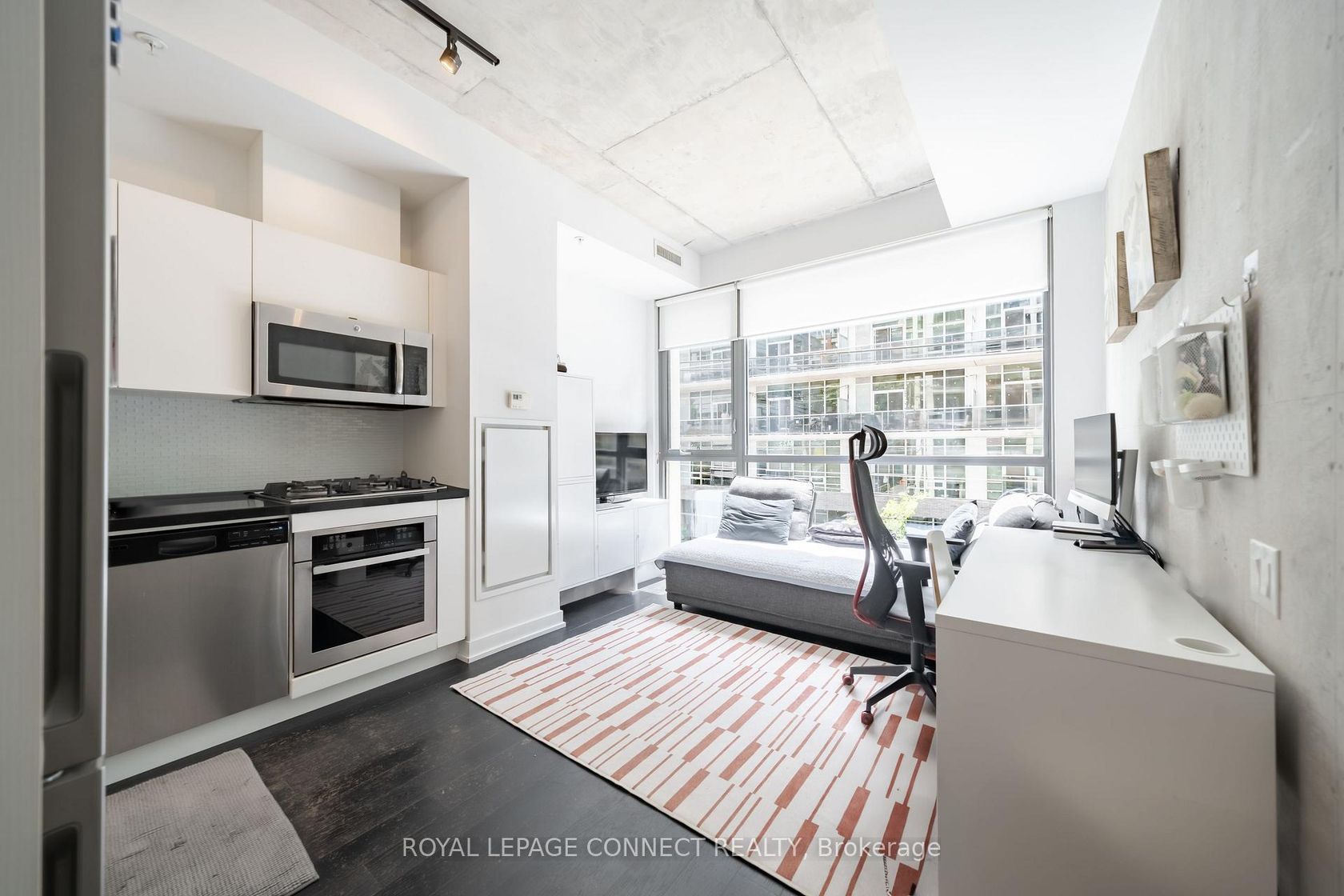 206 - 39 Brant Street, Waterfront Communities C1, Toronto 