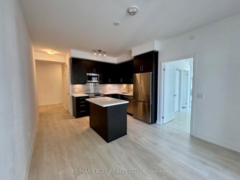 Photo 4 at 1204 - 95 Oneida Crescent, Langstaff, Richmond Hill