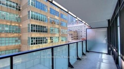 Photo 3 at 301 - 185 Roehampton Avenue, Mount Pleasant West, Toronto