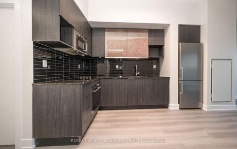 Photo 10 at 406 - 99 The Donway W, Don Mills, Toronto