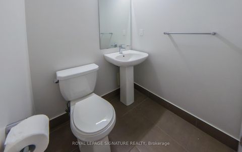 Photo 14 at 406 - 99 The Donway W, Don Mills, Toronto