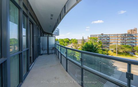 Photo 24 at 406 - 99 The Donway W, Don Mills, Toronto