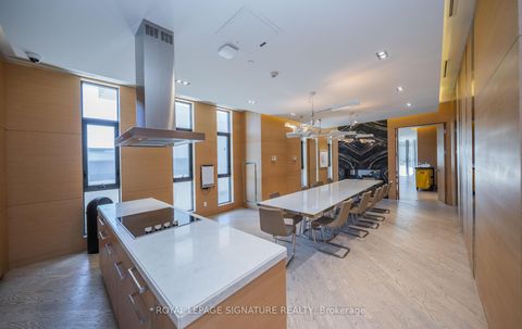 Photo 32 at 406 - 99 The Donway W, Don Mills, Toronto
