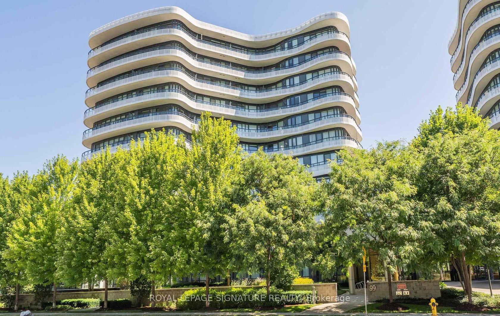 406 - 99 The Donway W, Don Mills, Toronto 