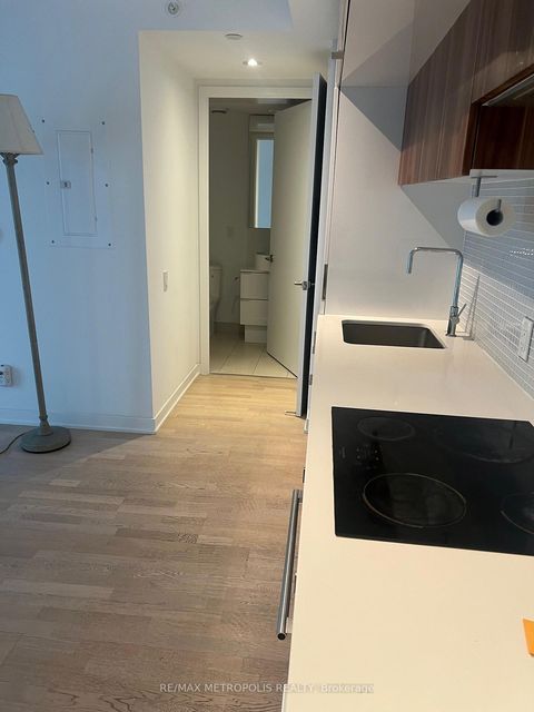 Photo 2 at 1805 - 161 Roehampton Avenue, Mount Pleasant West, Toronto