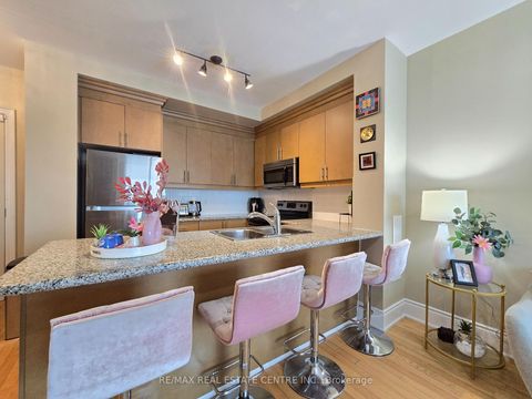 Photo 14 at PH207 - 18 Harding Boulevard, Harding, Richmond Hill