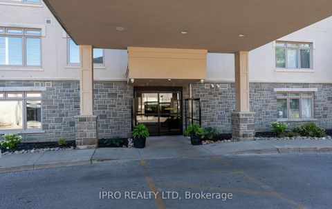 Photo 3 at 719 - 149 Church Street, Schomberg, King