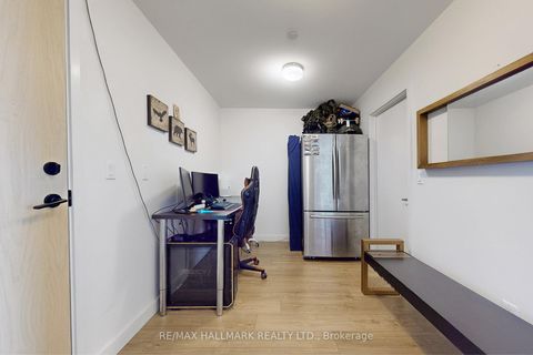 Photo 18 at 416 - 150 Sabina Drive, GO Glenorchy, Oakville
