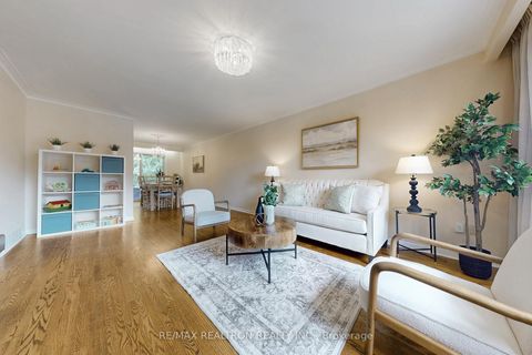 Photo 5 at 87 Valentine Drive, Donalda, Toronto