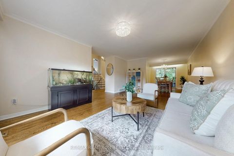 Photo 6 at 87 Valentine Drive, Donalda, Toronto