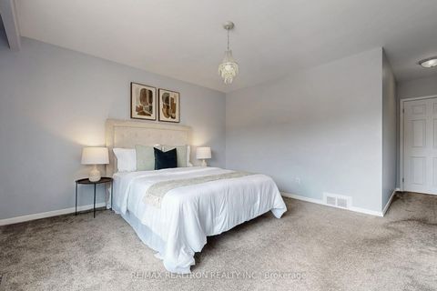 Photo 19 at 87 Valentine Drive, Donalda, Toronto