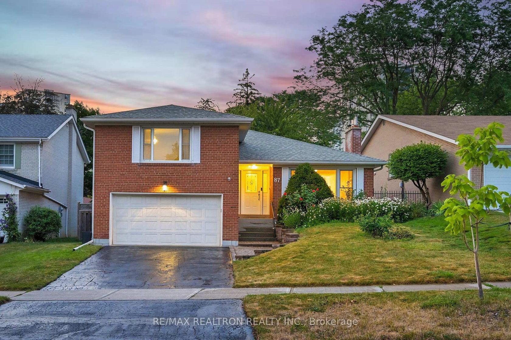 87 Valentine Drive, Donalda, Toronto 