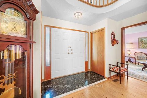 Photo 11 at 2921 Caradoc Lane, CV Clearview, Oakville