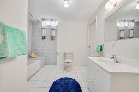 Photo 45 at 2921 Caradoc Lane, CV Clearview, Oakville