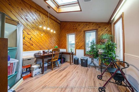 Photo 14 at 79 Mayvern Crescent, North Richvale, Richmond Hill