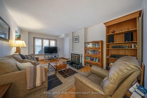 Photo 15 at 79 Mayvern Crescent, North Richvale, Richmond Hill
