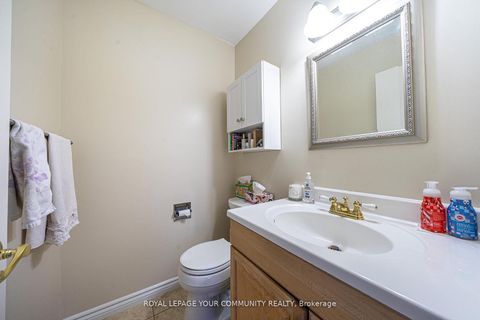 Photo 17 at 79 Mayvern Crescent, North Richvale, Richmond Hill