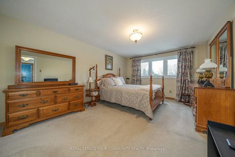 Photo 18 at 79 Mayvern Crescent, North Richvale, Richmond Hill