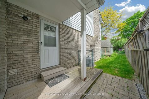 Photo 27 at 79 Mayvern Crescent, North Richvale, Richmond Hill