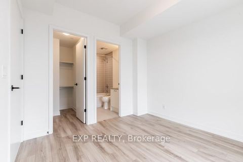 Photo 37 at 305 - 335 Wheat Boom Drive, JM Joshua Meadows, Oakville
