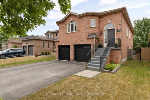 Photo 2 at 5 Humber Street, Ardagh, Barrie Photo 2 at 5 Humber Street, Ardagh, Barrie