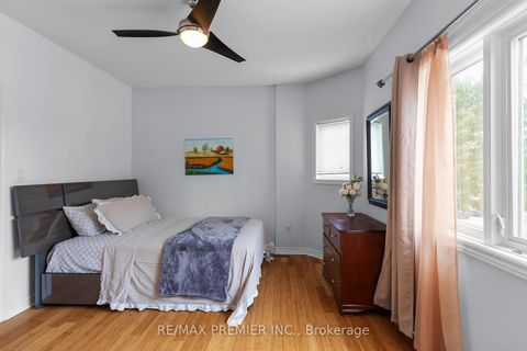Photo 17 at 5 Humber Street, Ardagh, Barrie