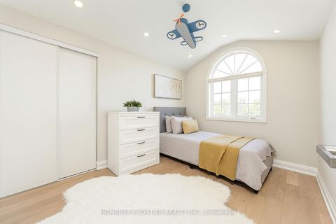 Photo 18 at 41 White Elm Road, Holly, Barrie