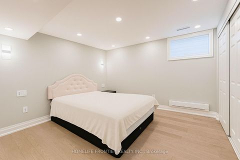 Photo 22 at 41 White Elm Road, Holly, Barrie