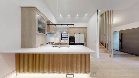 Photo 10 at 5 Mattice Road, City Centre West, Toronto