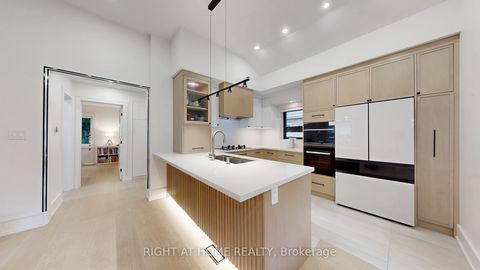 Photo 12 at 5 Mattice Road, City Centre West, Toronto