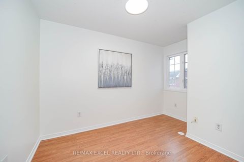 Photo 10 at 4 - 2784 Eglinton Avenue E, Eglinton East, Toronto