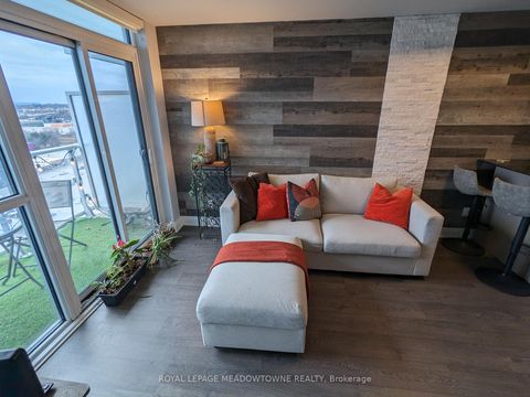 Photo 9 at 1210 - 55 Speers Road, QE Queen Elizabeth, Oakville