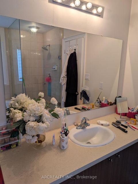 Photo 15 at 46 Betony Drive, Oak Ridges, Richmond Hill