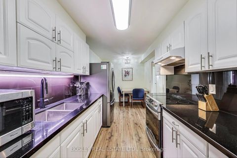 Photo 11 at 1409 - 61 Richview Road, Humber Heights, Toronto