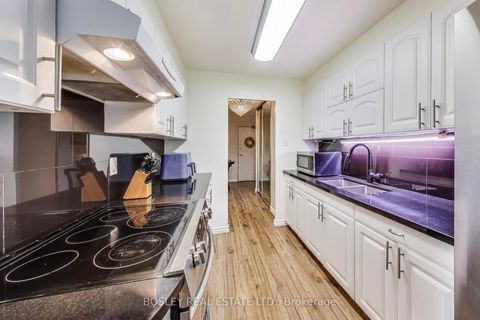 Photo 12 at 1409 - 61 Richview Road, Humber Heights, Toronto