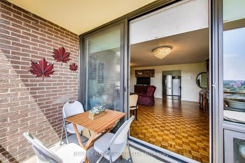 Photo 27 at 1409 - 61 Richview Road, Humber Heights, Toronto