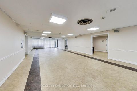 Photo 29 at 1409 - 61 Richview Road, Humber Heights, Toronto