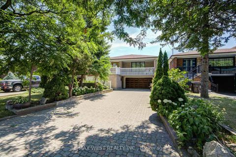 Photo 1 at 85 Downsview Avenue, CFB, Toronto