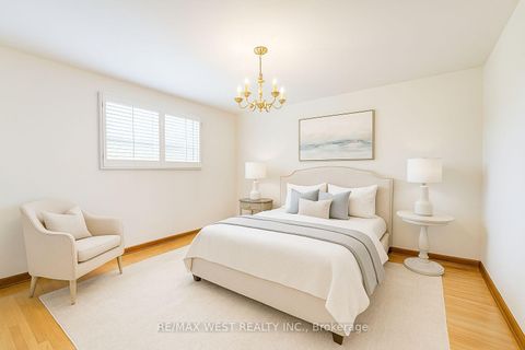 Photo 27 at 85 Downsview Avenue, CFB, Toronto